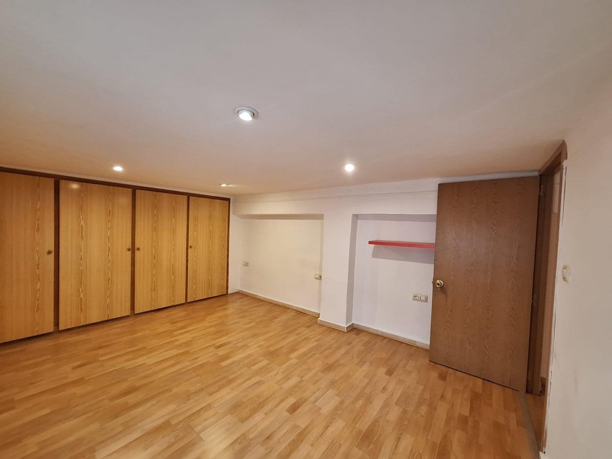 3 Bed Middle Floor Apartment in Alicante