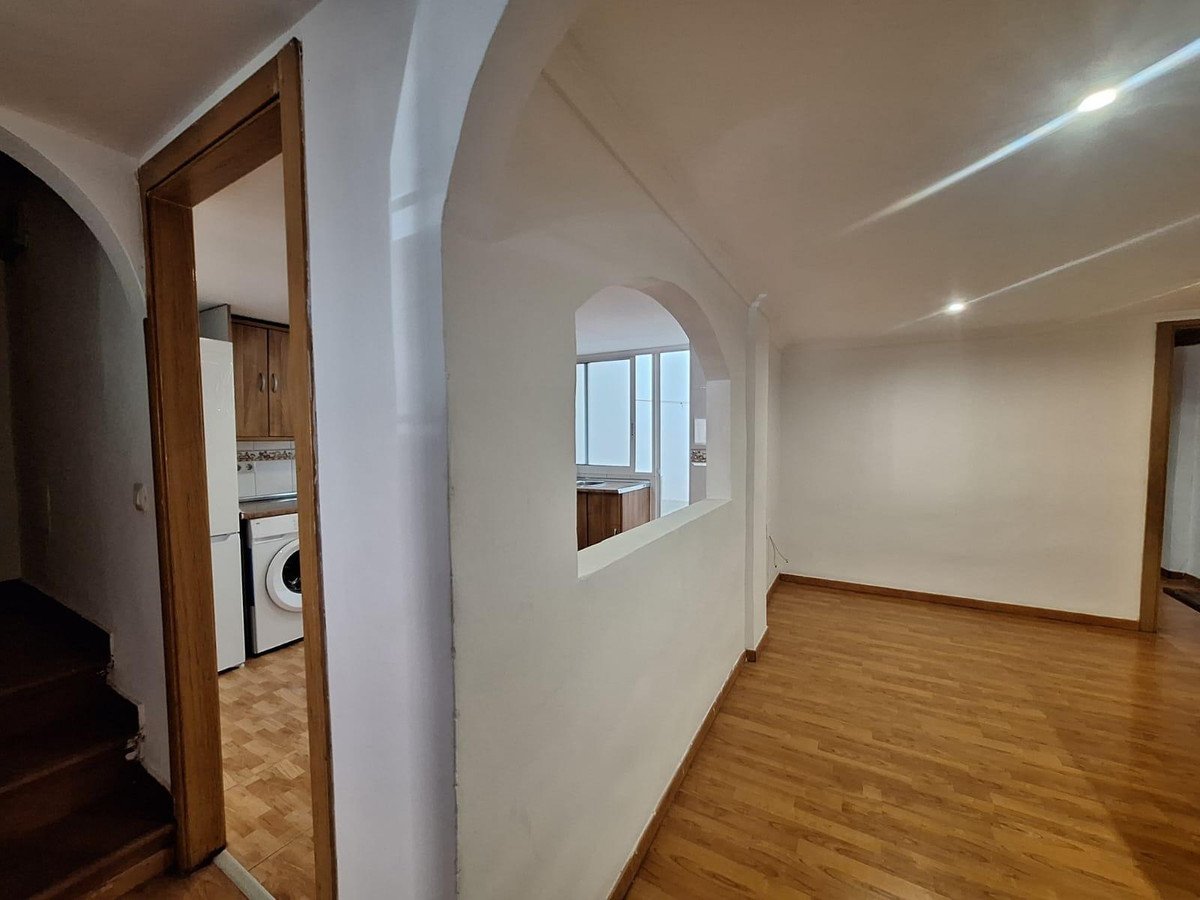 3 Bed Middle Floor Apartment in Alicante