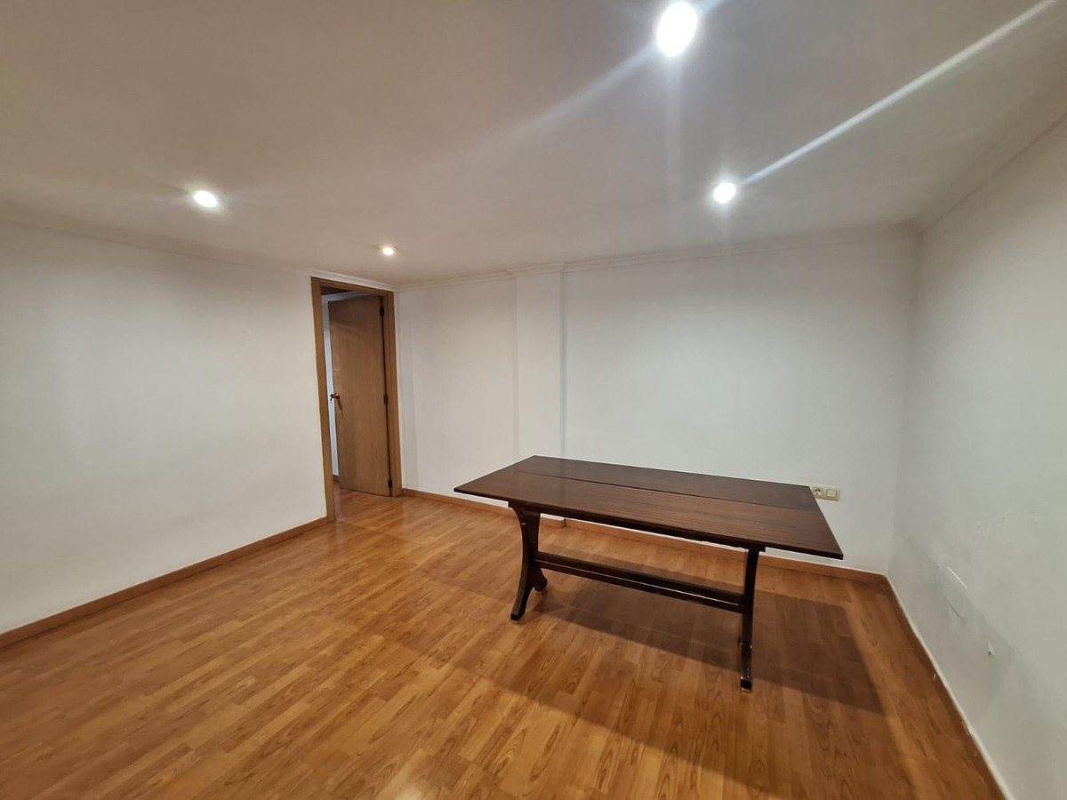 3 Bed Middle Floor Apartment in Alicante