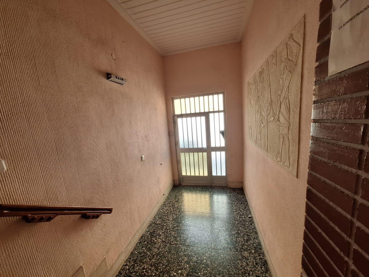 3 Bed Middle Floor Apartment in Alicante