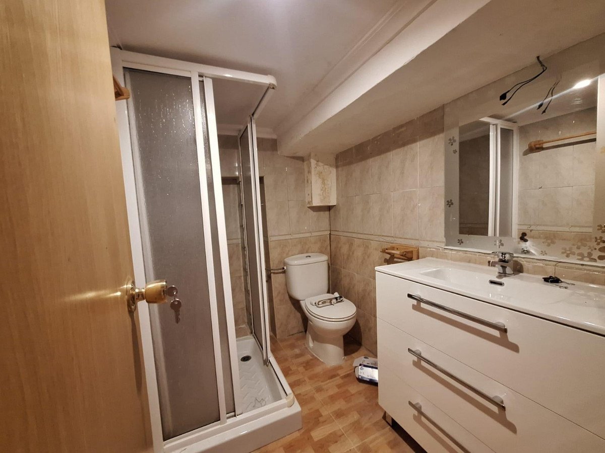 3 Bed Middle Floor Apartment in Alicante