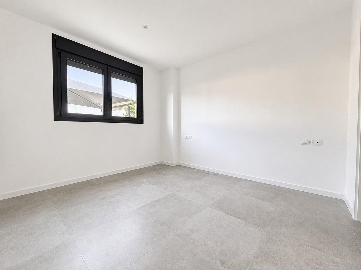 2 Bed Ground Floor Apartment in Campoamor