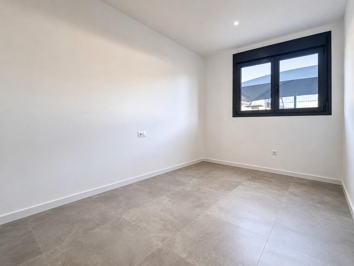 2 Bed Ground Floor Apartment in Campoamor