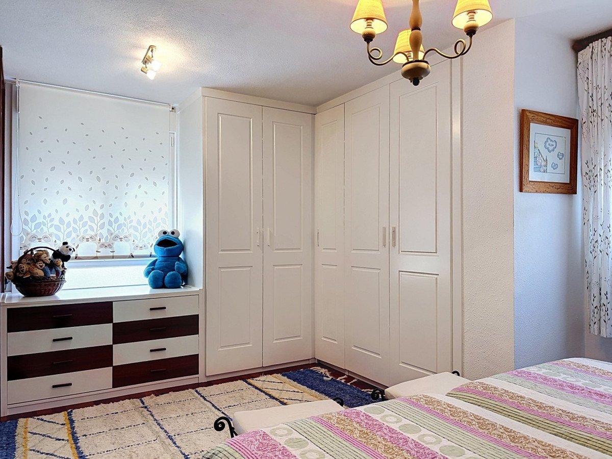 4 Bed Middle Floor Apartment in Málaga