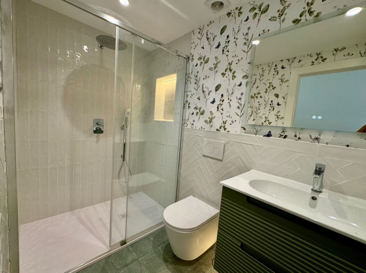 2 Bed Middle Floor Apartment in Atalaya