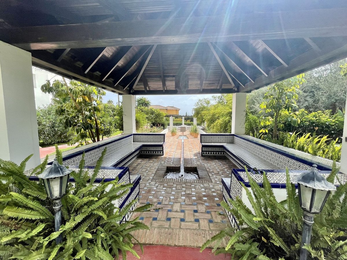 2 Bed Middle Floor Apartment in Atalaya