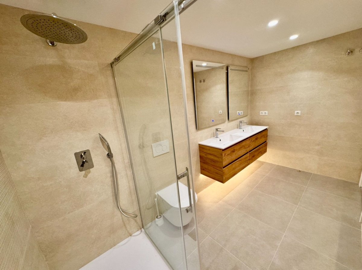 2 Bed Middle Floor Apartment in Atalaya