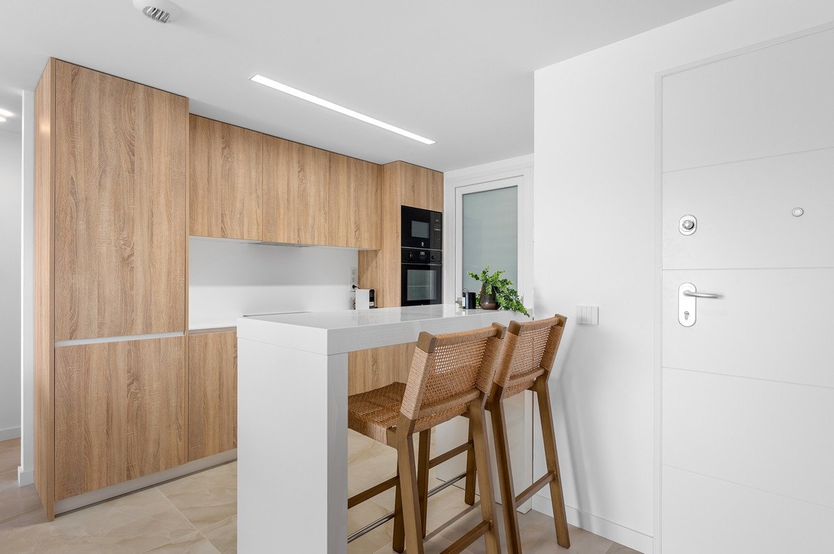 2 Bed Middle Floor Apartment in Punta Prima
