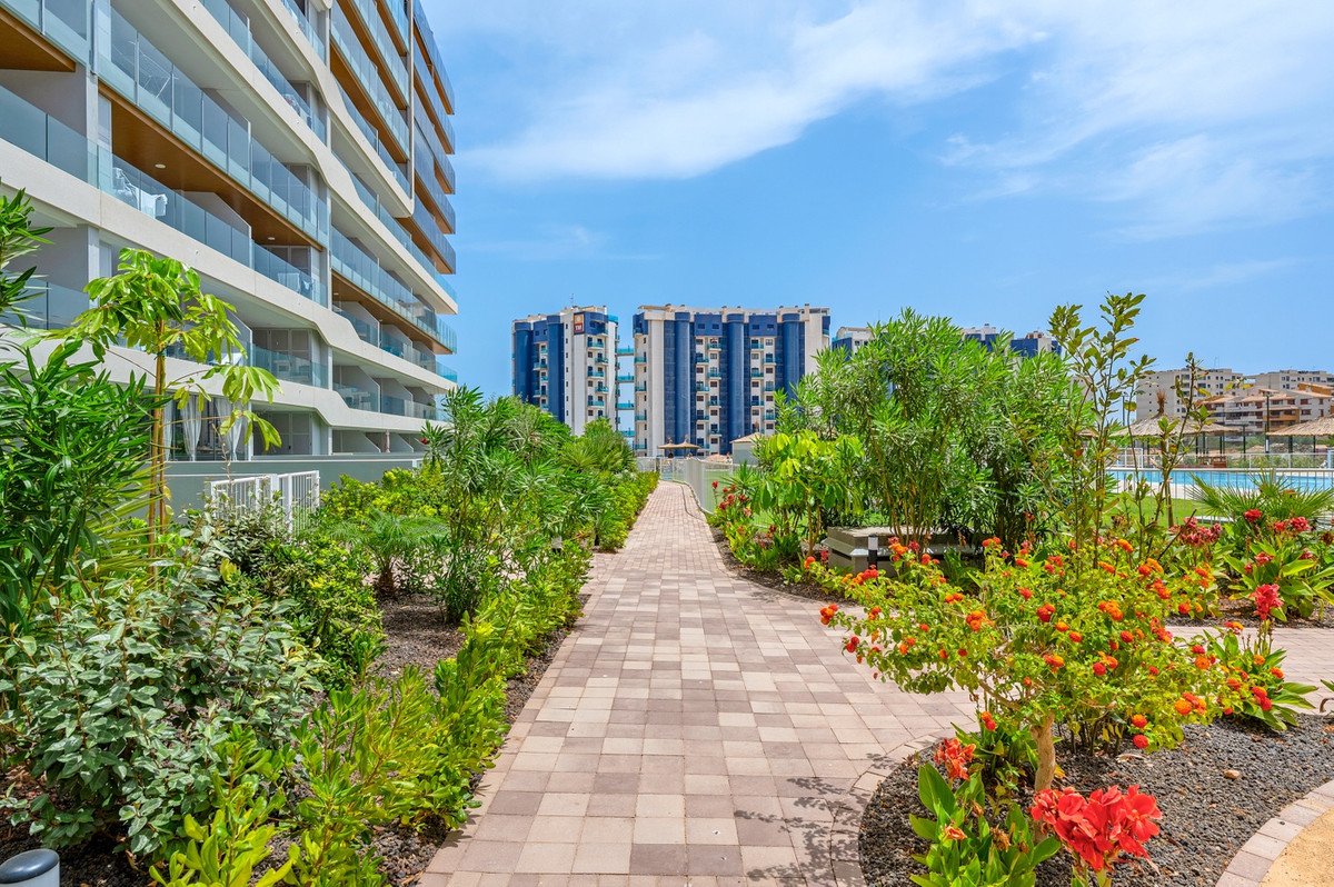2 Bed Middle Floor Apartment in Punta Prima