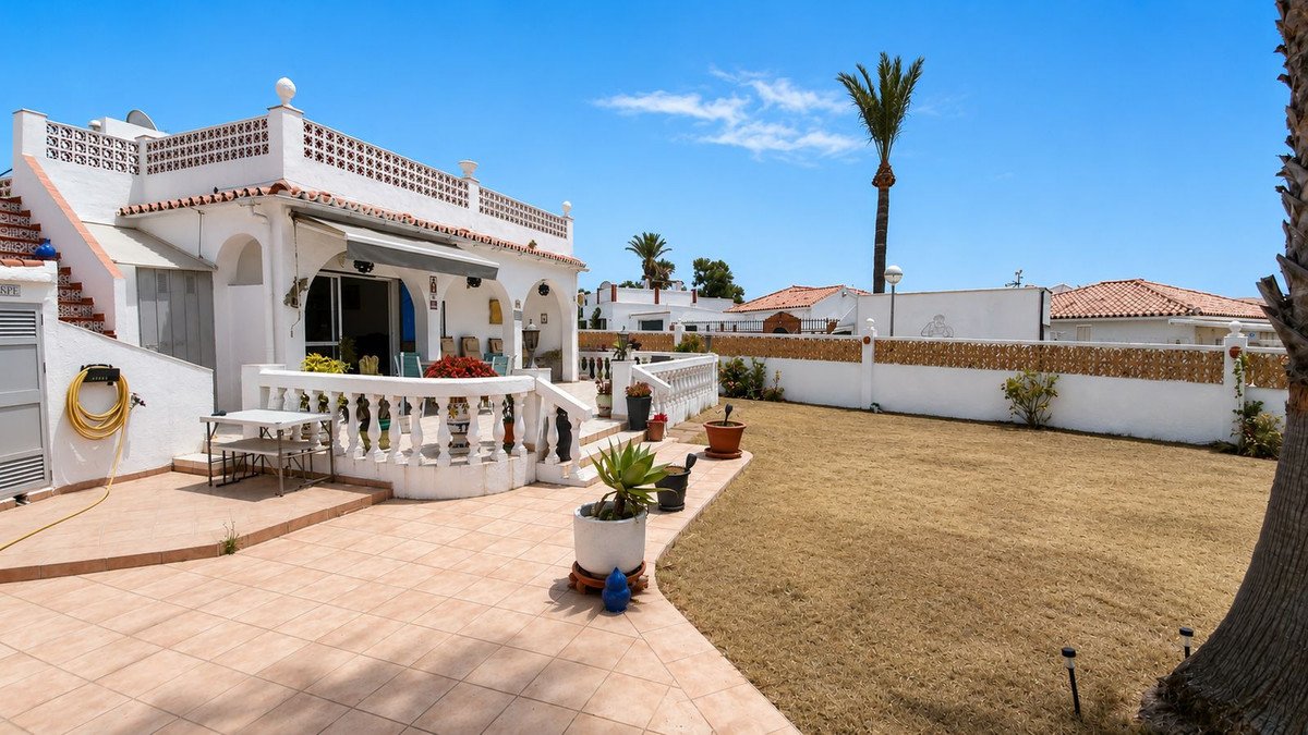 2 Bed Detached Villa in El Faro