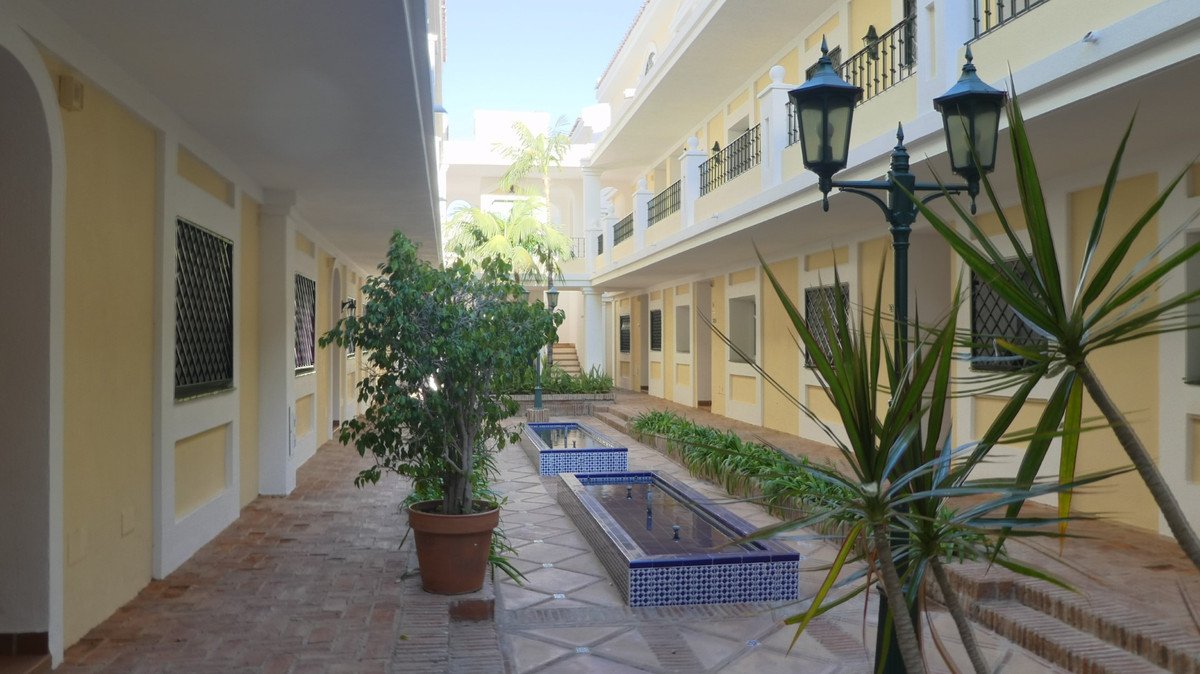 2 Bed Penthouse in Nueva Andalucía