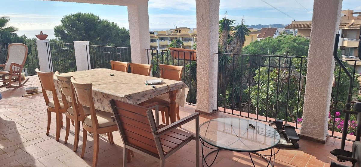 4 Bed Detached Villa in Torreblanca
