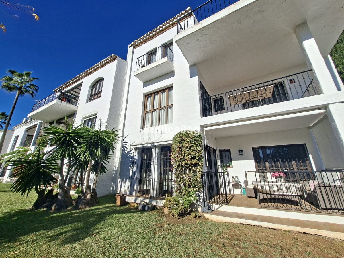 3 Bed Ground Floor Apartment in Nueva Andalucía