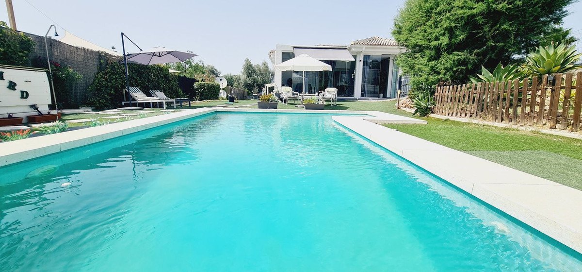 4 Bed Detached Villa in Alhaurín de la Torre