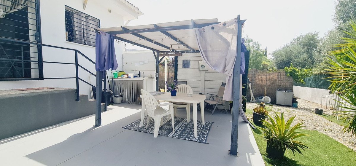 4 Bed Detached Villa in Alhaurín de la Torre