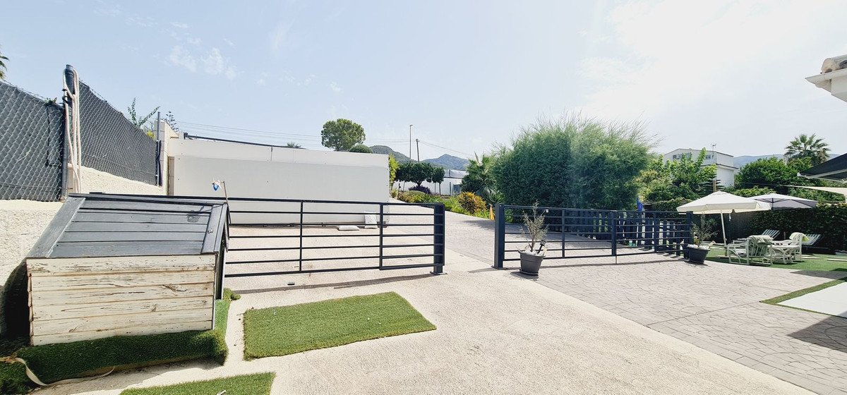 4 Bed Detached Villa in Alhaurín de la Torre