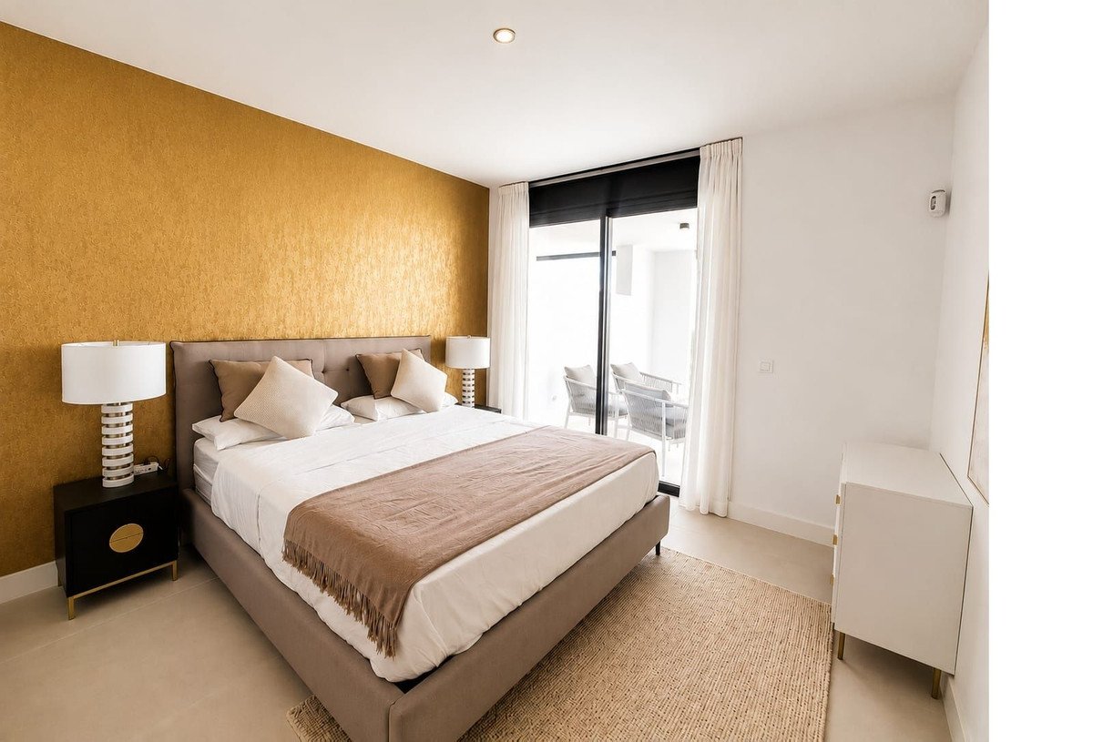 2 Bed Middle Floor Apartment in Higueron