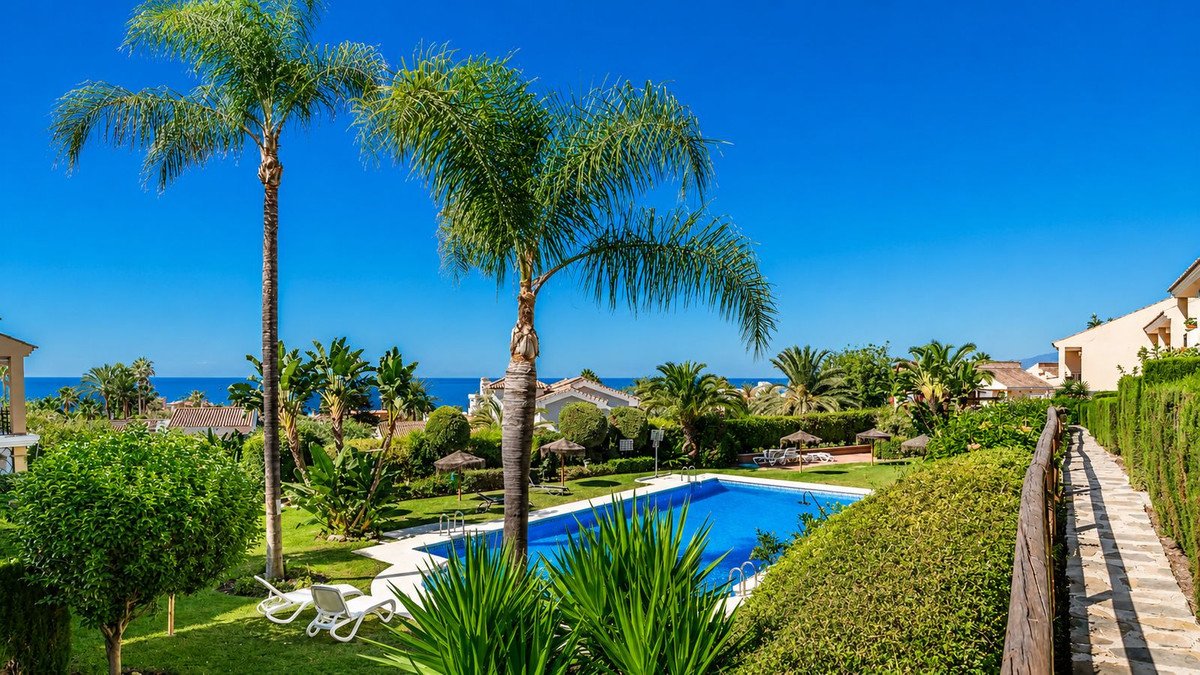 3 Bed Penthouse Duplex in Costabella