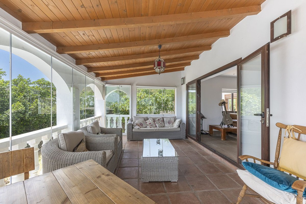 4 Bed Detached Villa in Punta Chullera