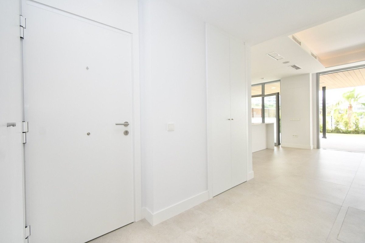 3 Bed Ground Floor Apartment in Santa Clara