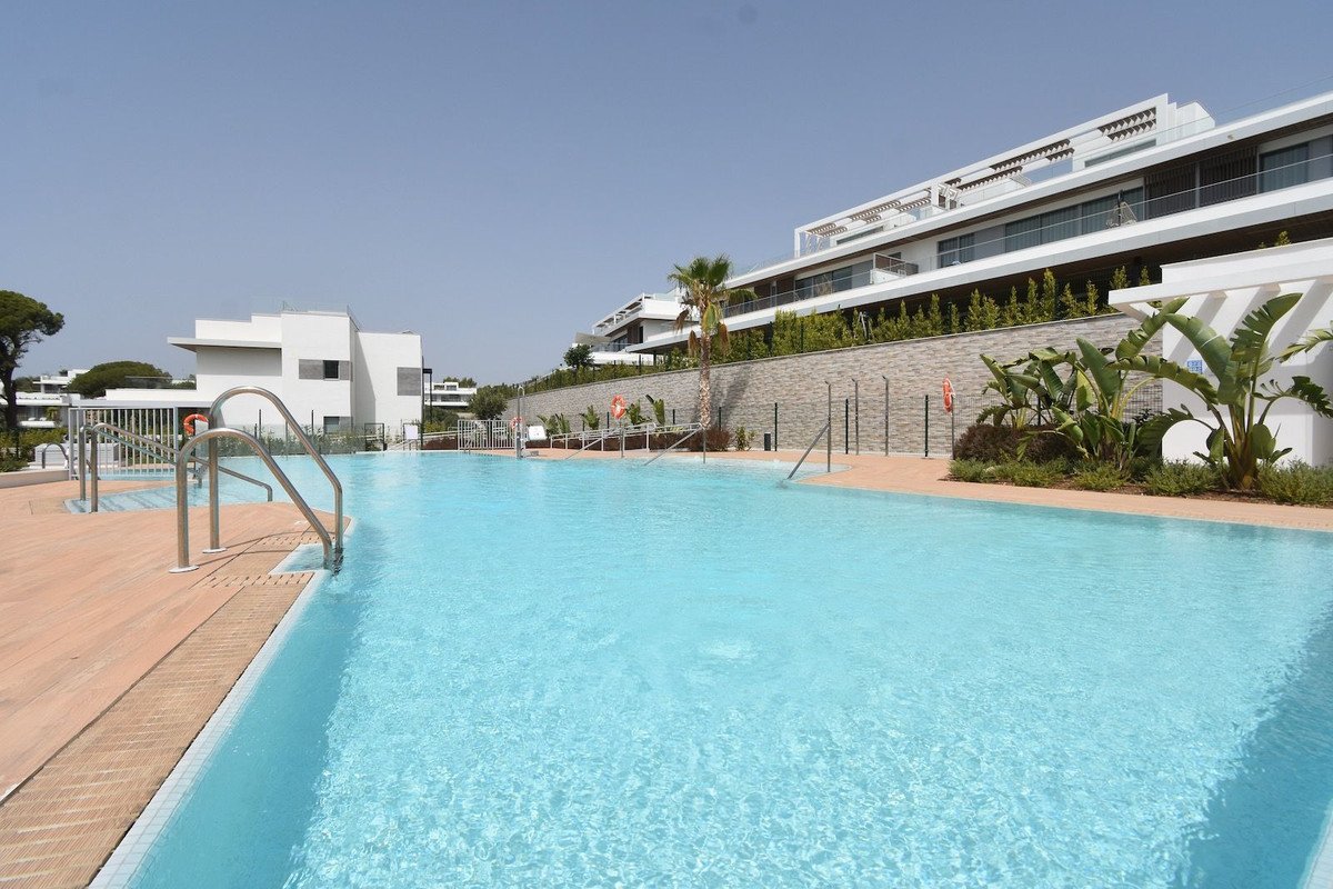 3 Bed Ground Floor Apartment in Santa Clara