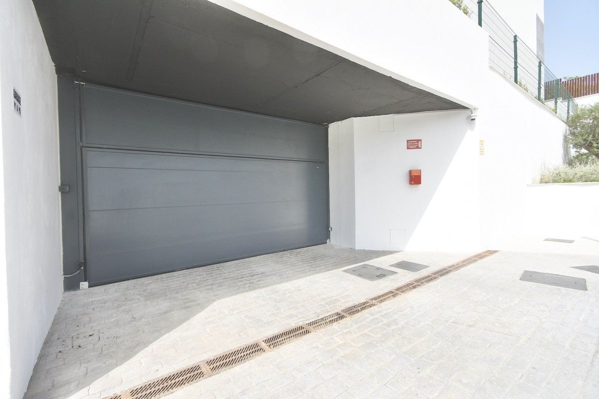3 Bed Ground Floor Apartment in Santa Clara