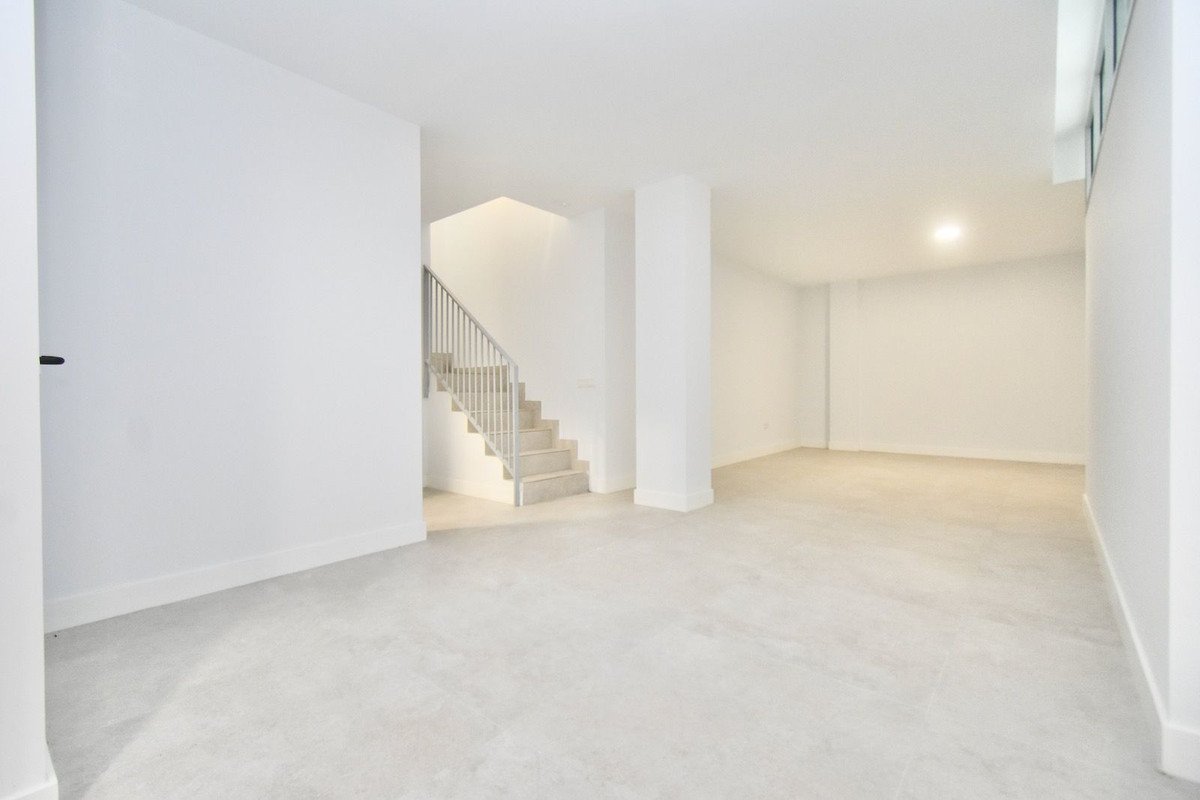 3 Bed Ground Floor Apartment in Santa Clara