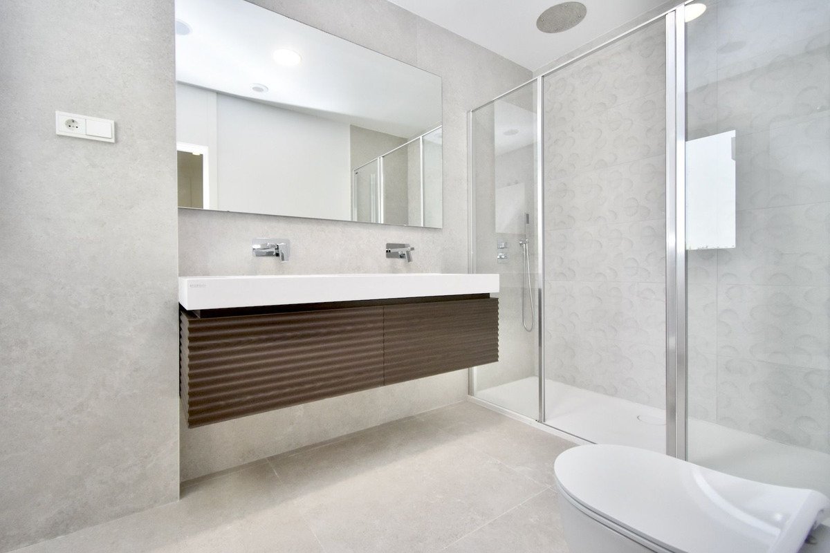 3 Bed Ground Floor Apartment in Santa Clara