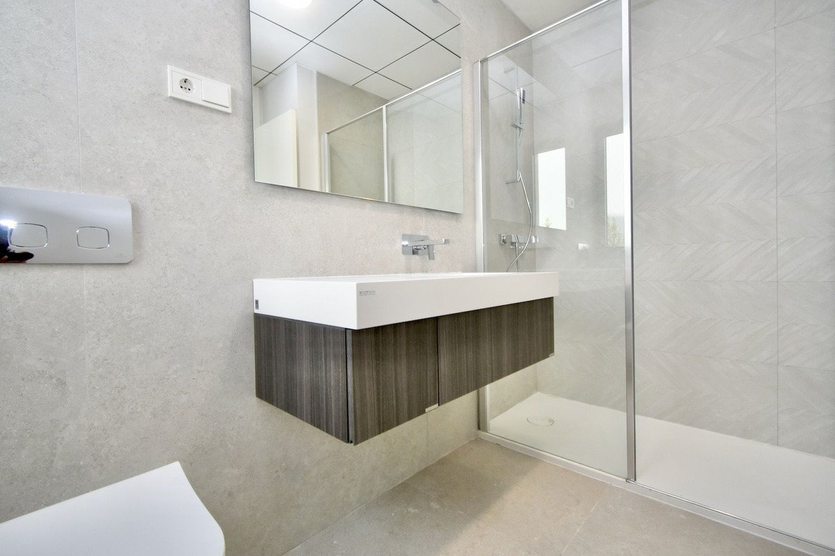 3 Bed Ground Floor Apartment in Santa Clara
