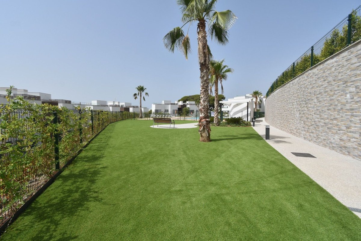 3 Bed Ground Floor Apartment in Santa Clara