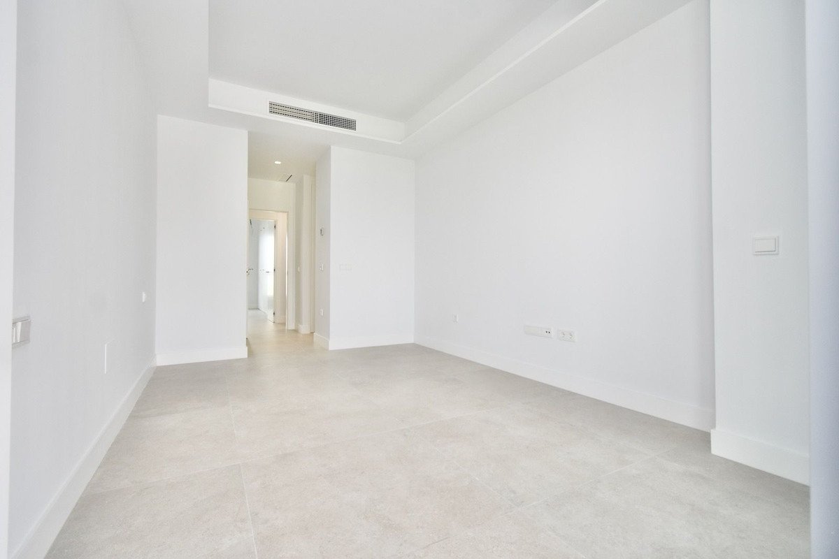 3 Bed Ground Floor Apartment in Santa Clara