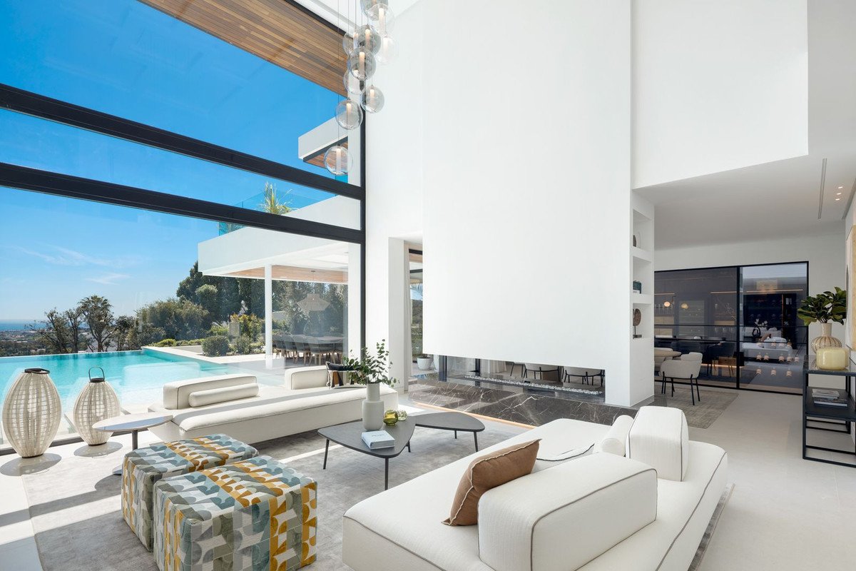 6 Bed Detached Villa in La Quinta