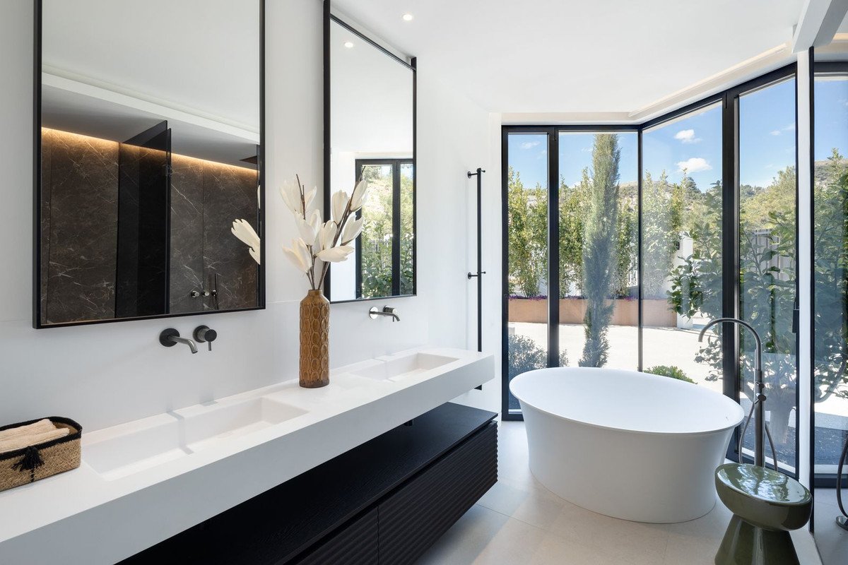 6 Bed Detached Villa in La Quinta