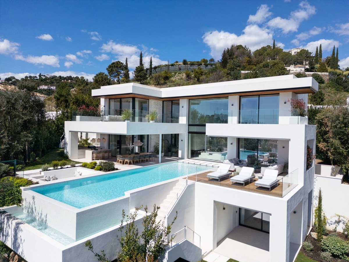 6 Bed Detached Villa in La Quinta