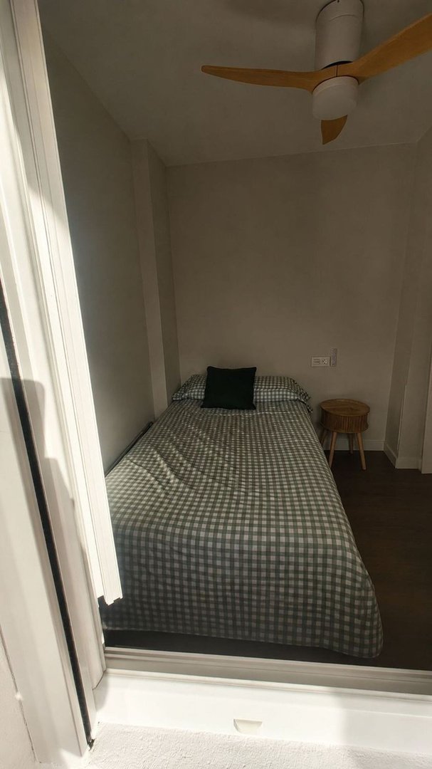 2 Bed Middle Floor Apartment in San Luis de Sabinillas