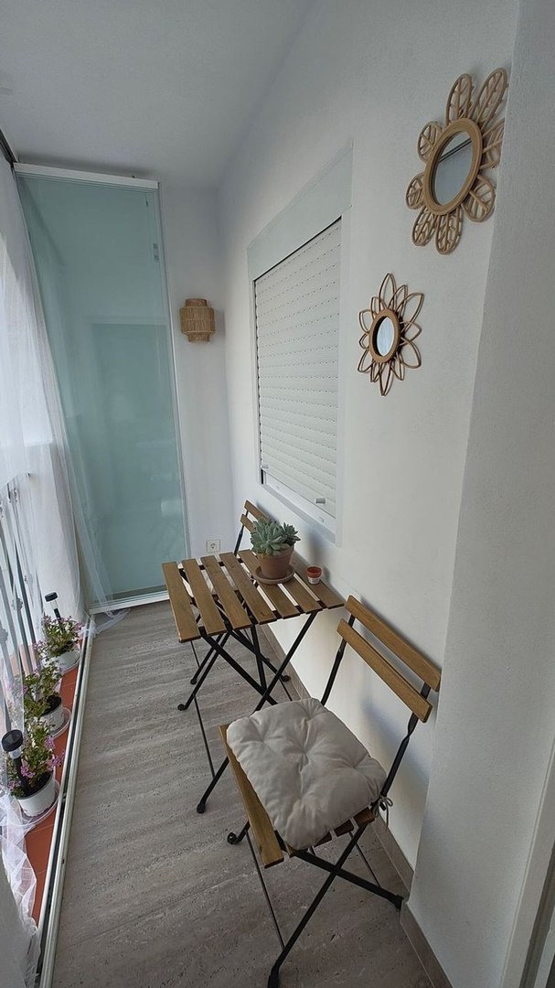 2 Bed Middle Floor Apartment in San Luis de Sabinillas