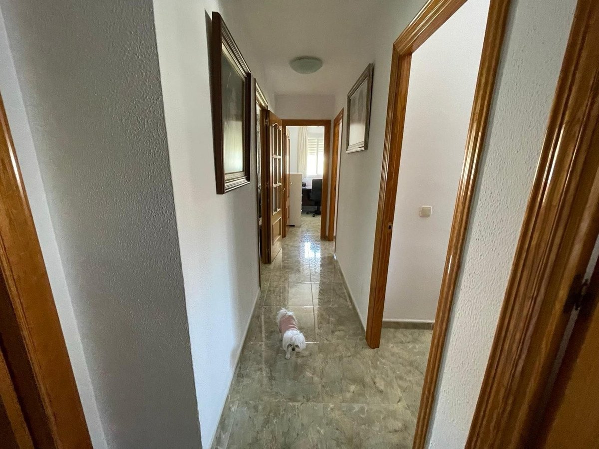 4 Bed Middle Floor Apartment in San Pedro de Alcántara