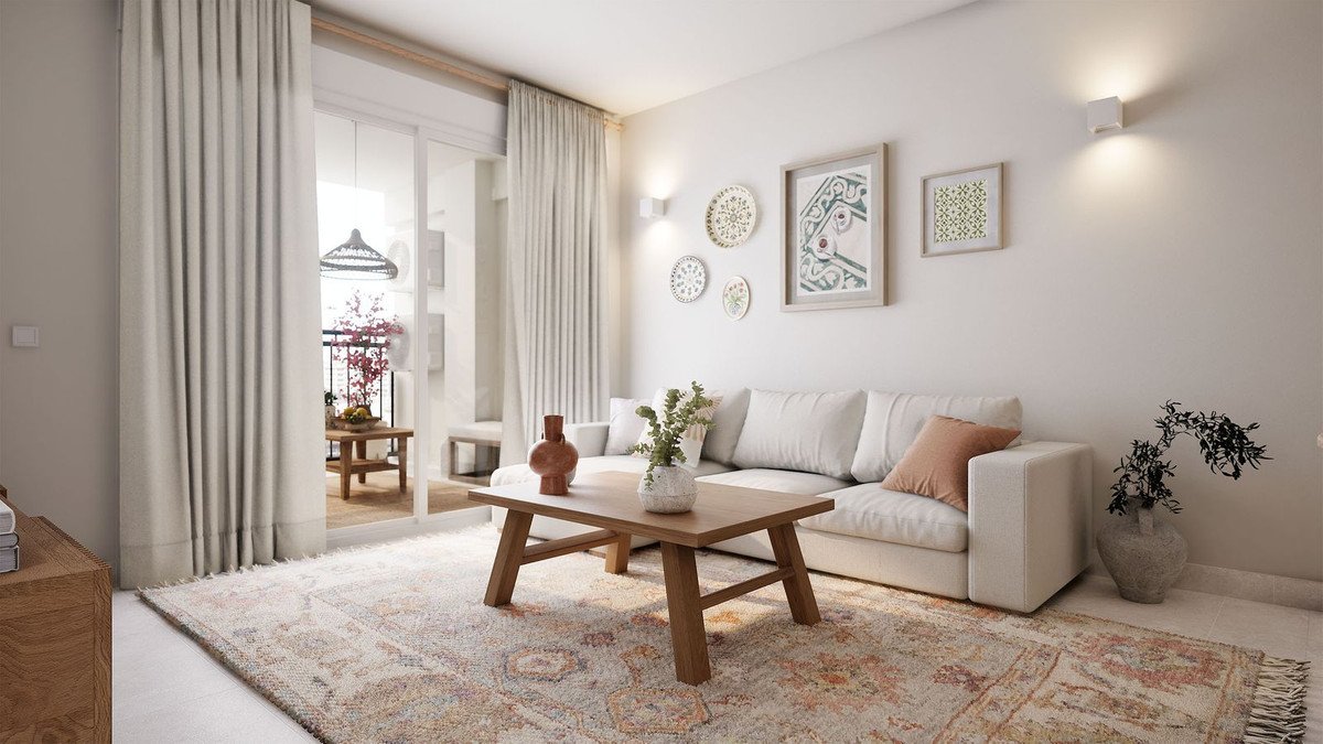 3 Bed Middle Floor Apartment in Fuengirola