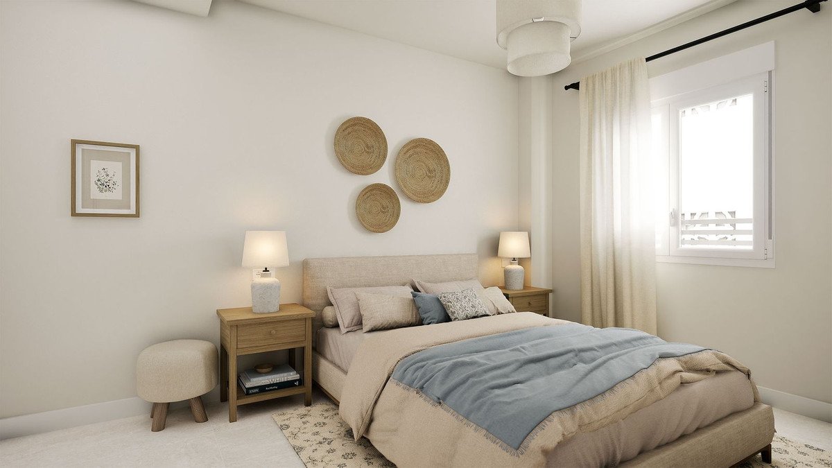 3 Bed Middle Floor Apartment in Fuengirola