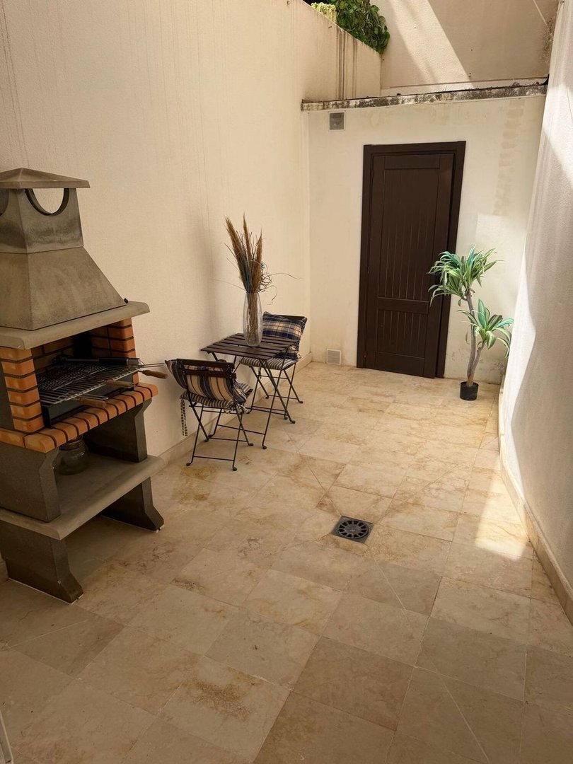 3 Bed Middle Floor Apartment in Altos de los Monteros