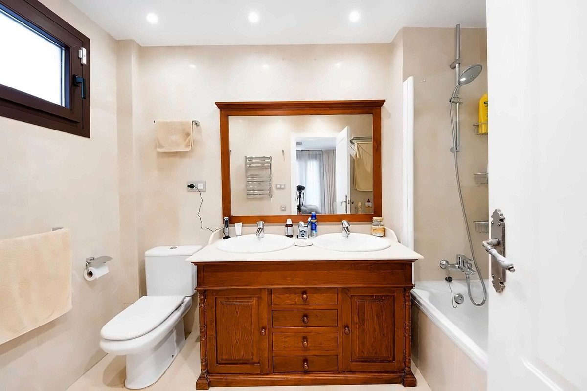 2 Bed Ground Floor Apartment in Los Arqueros