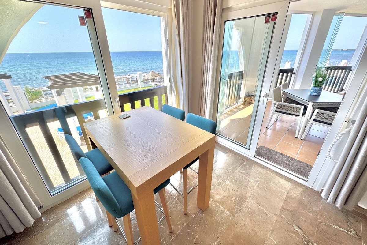 2 Bed Ground Floor Apartment in Calahonda