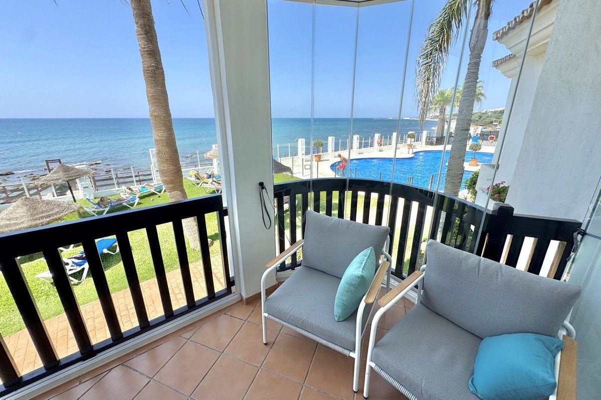 2 Bed Ground Floor Apartment in Calahonda