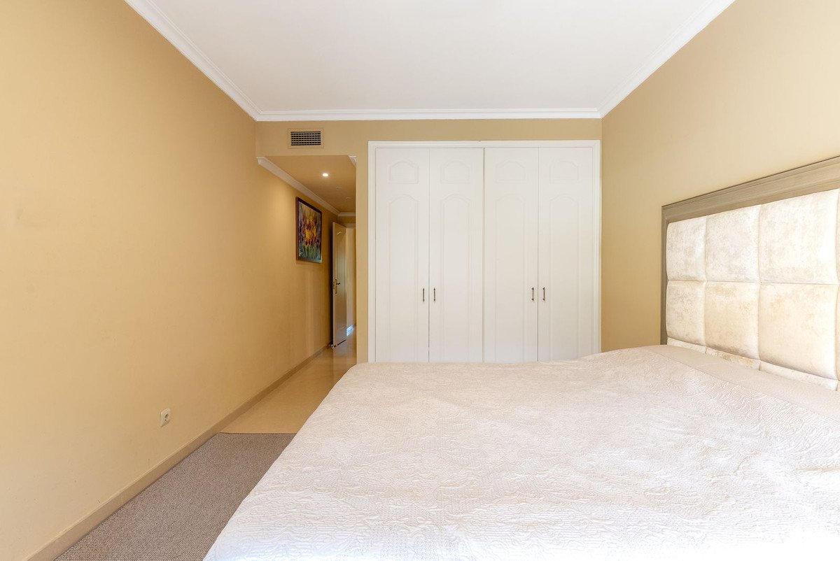 2 Bed Ground Floor Apartment in Marbella