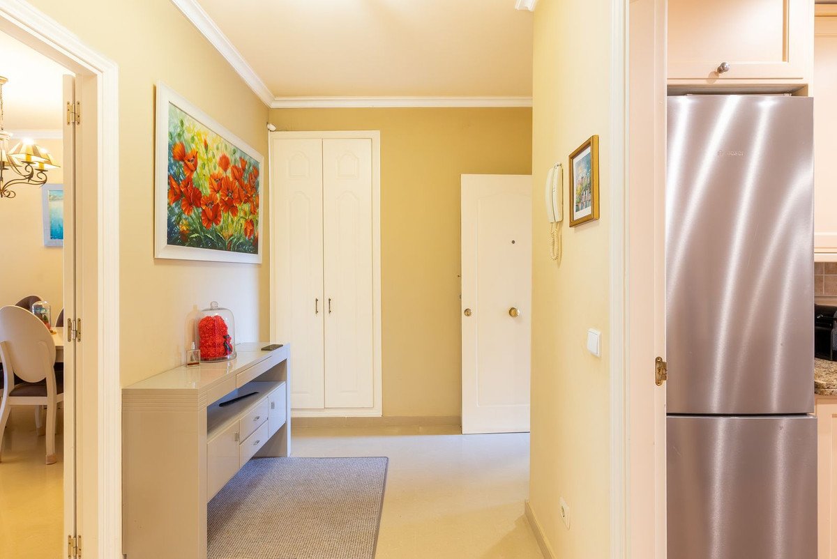 2 Bed Ground Floor Apartment in Marbella