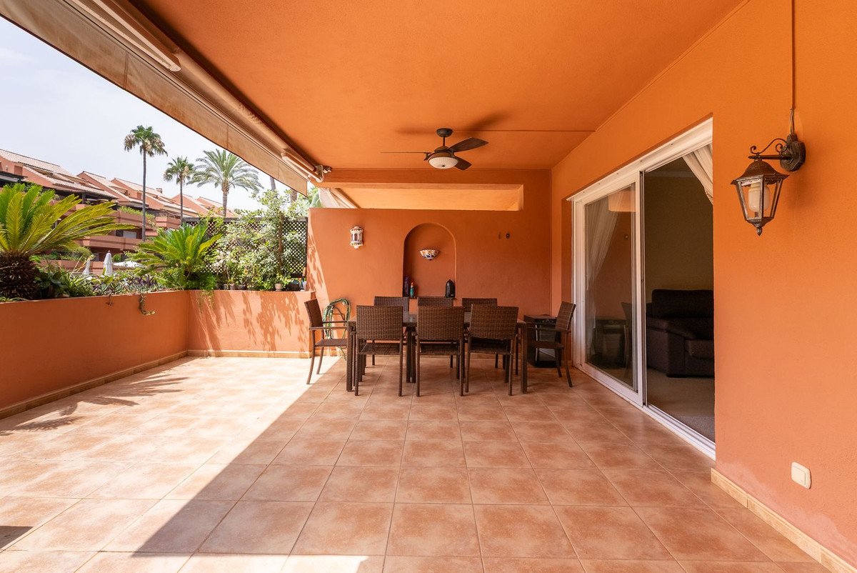 2 Bed Ground Floor Apartment in Marbella