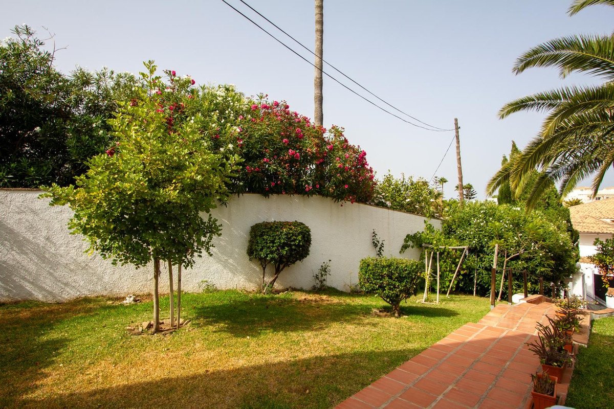 5 Bed Bungalow in Mijas Costa