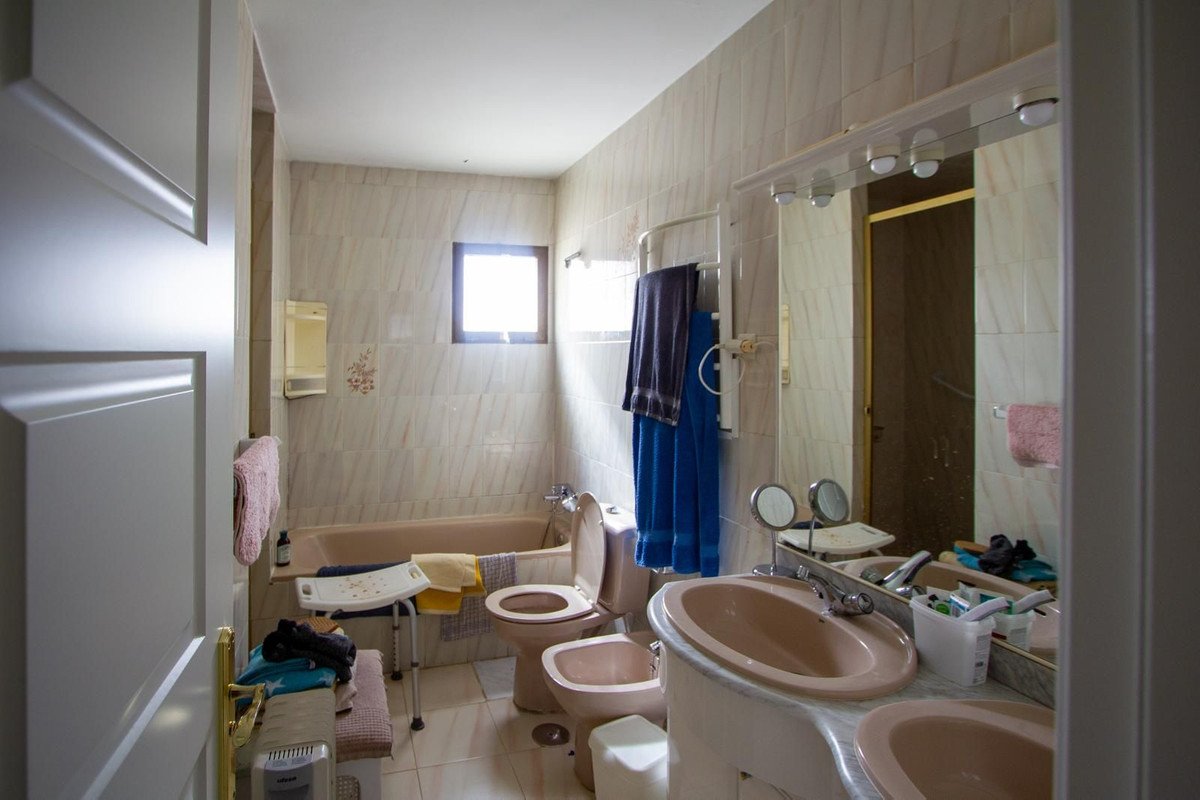 5 Bed Bungalow in Mijas Costa