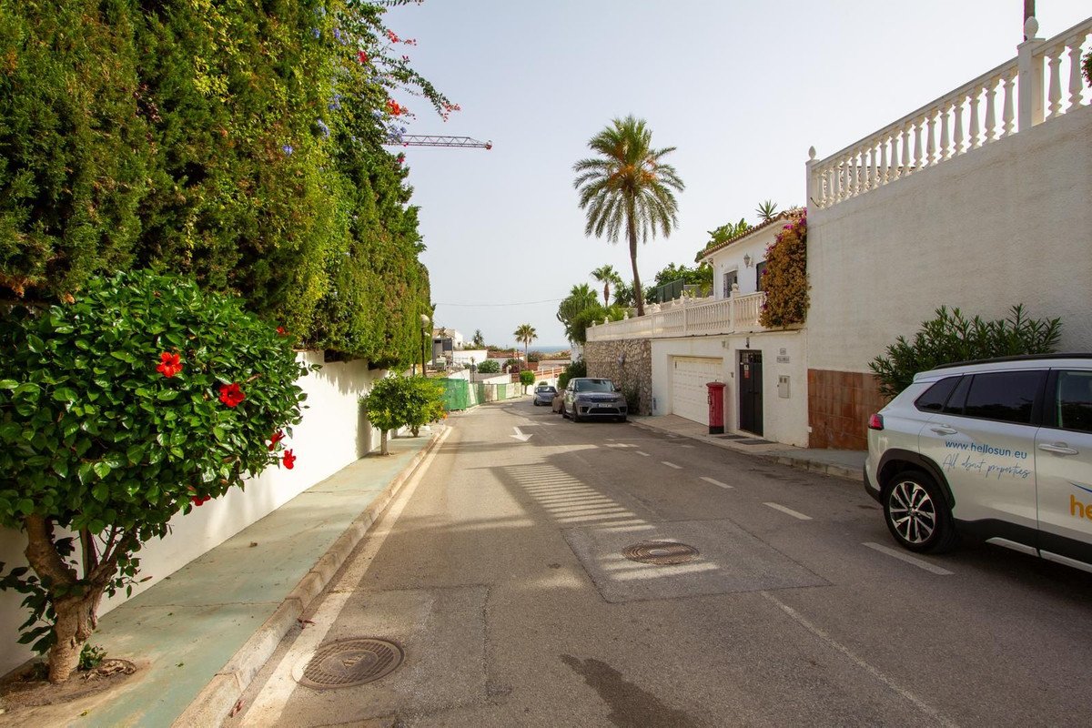 5 Bed Bungalow in Mijas Costa