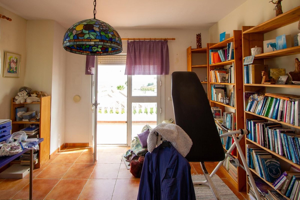 5 Bed Bungalow in Mijas Costa